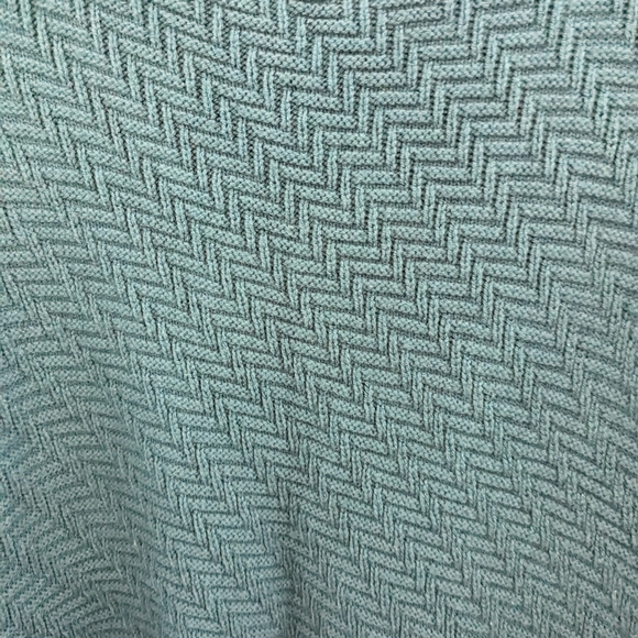 New York & Company knit sweater Medium Very soft. Beautiful Blue. 100% Acrylic. - Picture 10 of 10